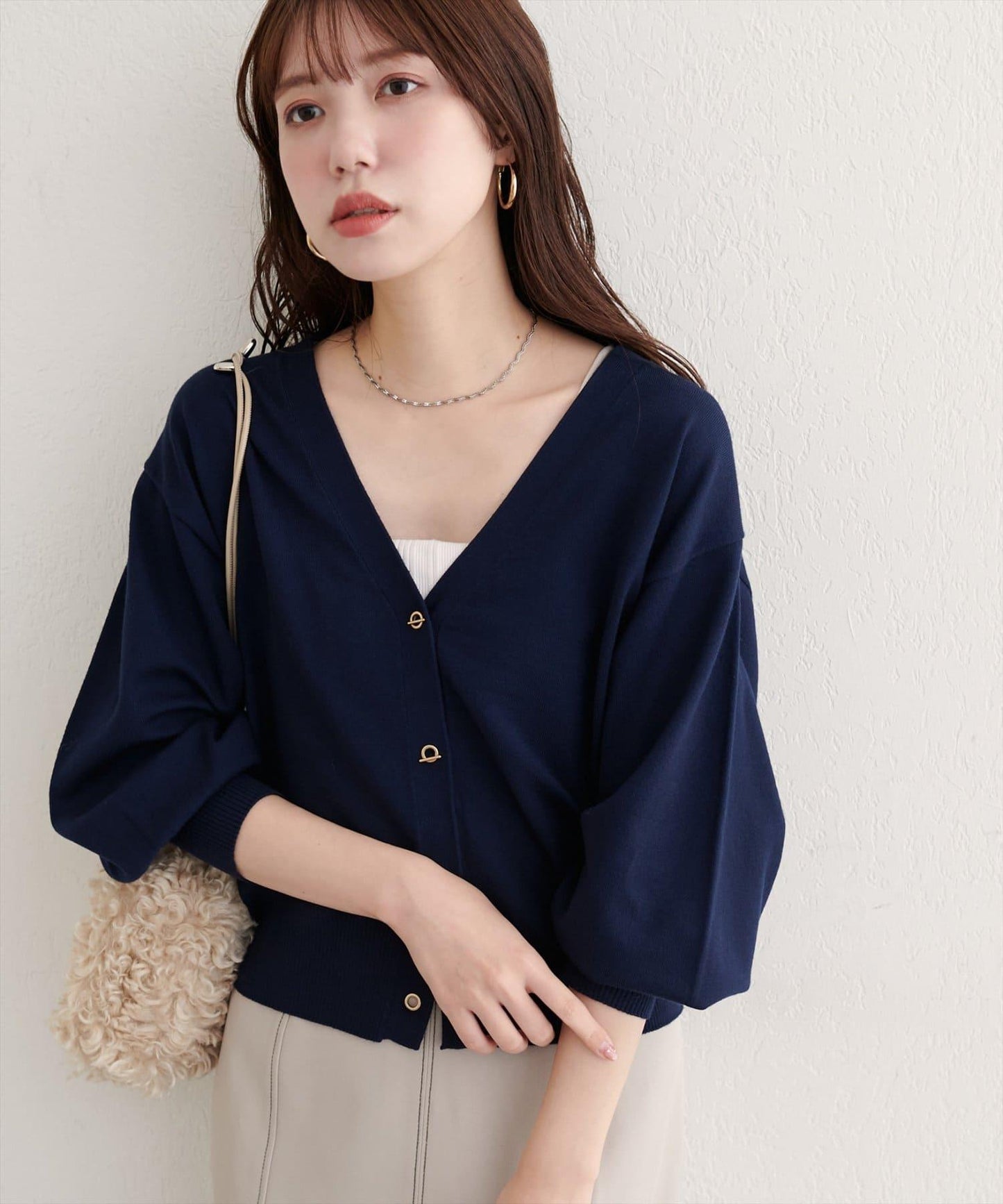 金屬孔眼基礎款開衫