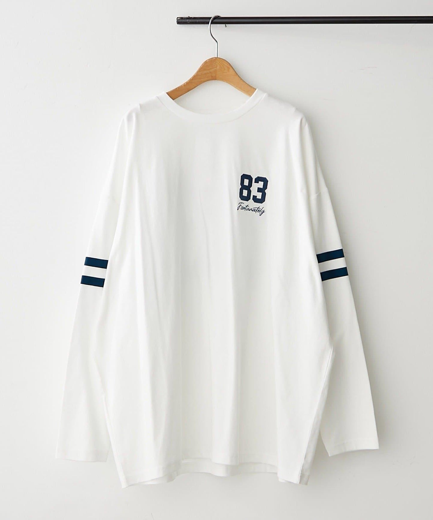 【NUNIFE】袖部條紋數字印花寬鬆T恤