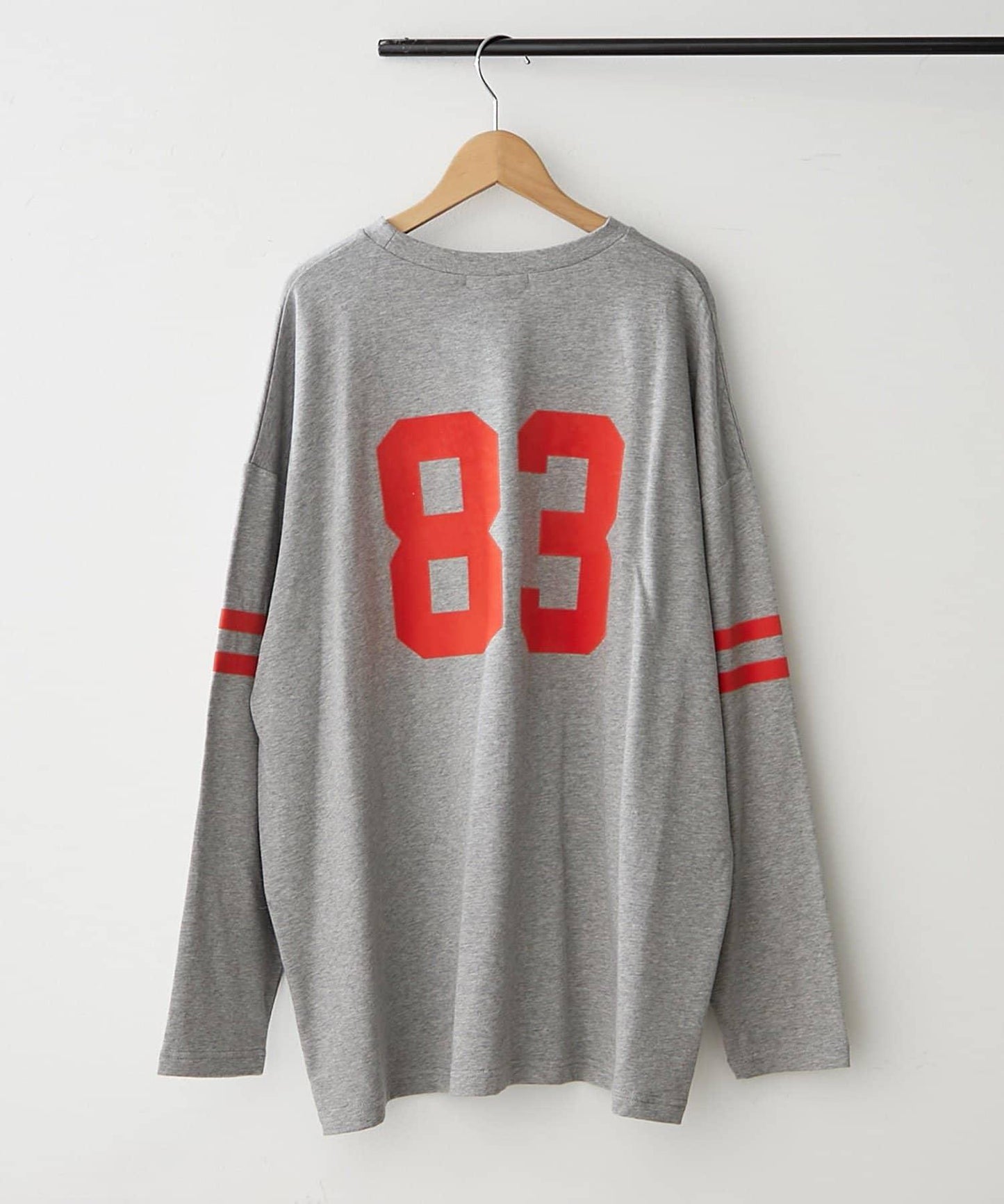 【NUNIFE】袖部條紋數字印花寬鬆T恤