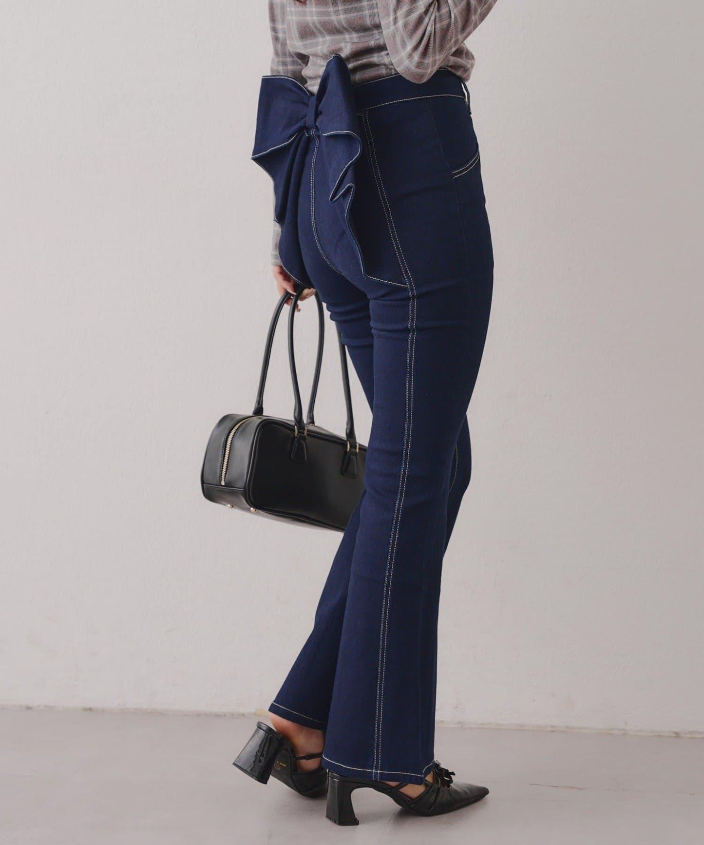 【背面也很可愛】蝴蝶結牛仔喇叭褲