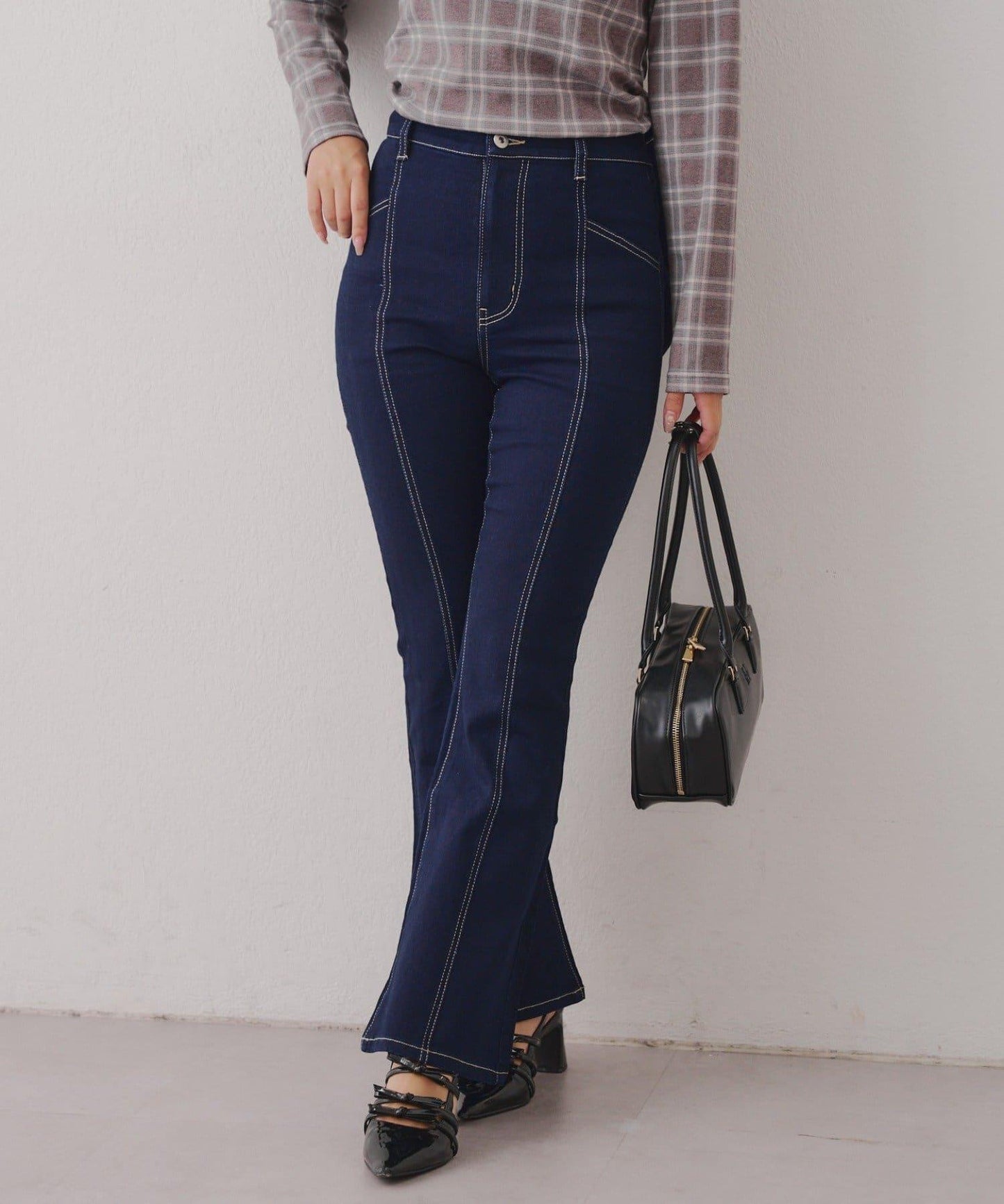 【背面也很可愛】蝴蝶結牛仔喇叭褲