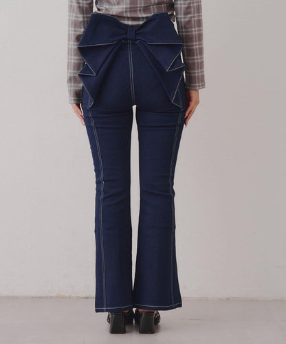 【背面也很可愛】蝴蝶結牛仔喇叭褲