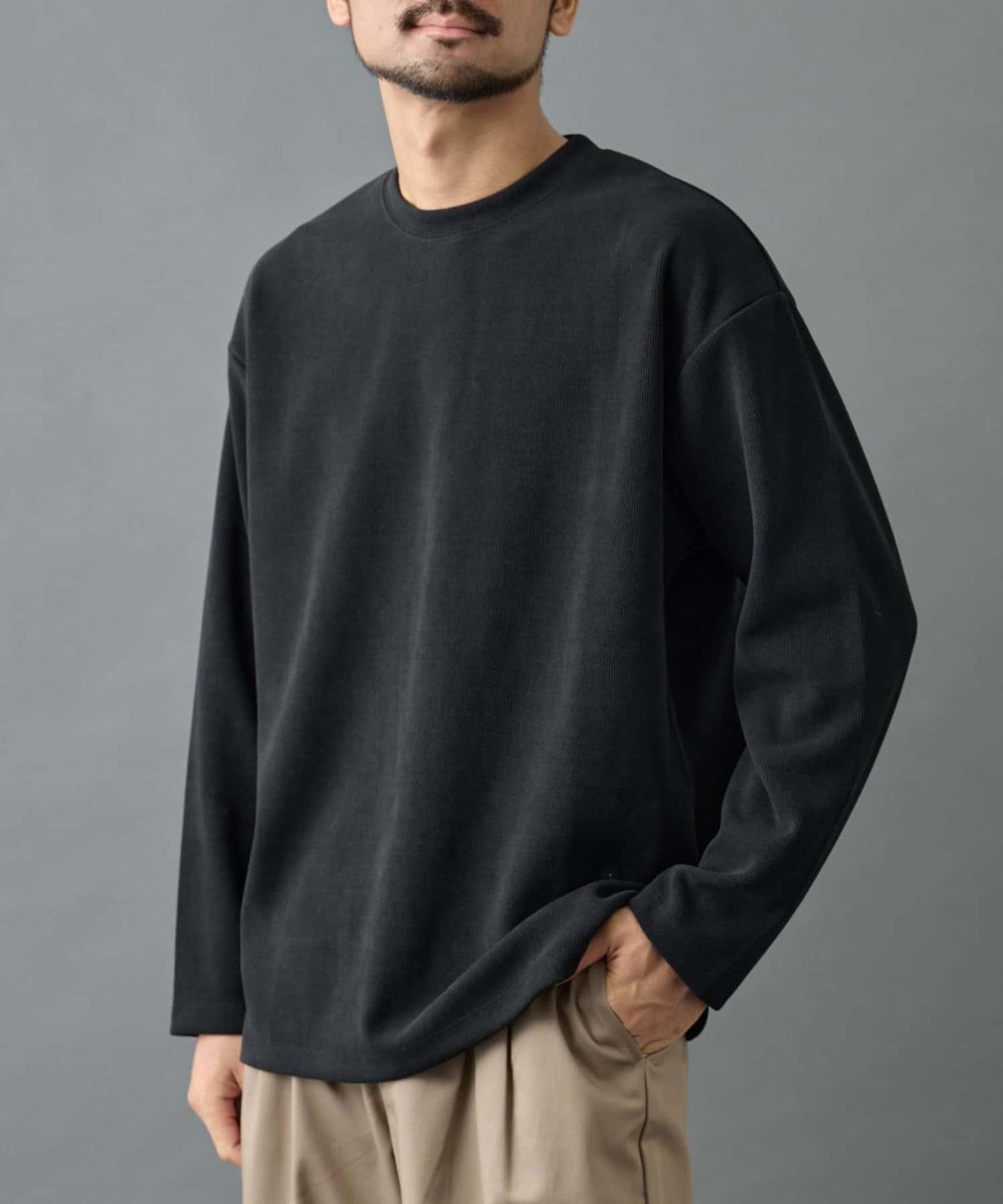 【AW】剪裁絨面套頭衫