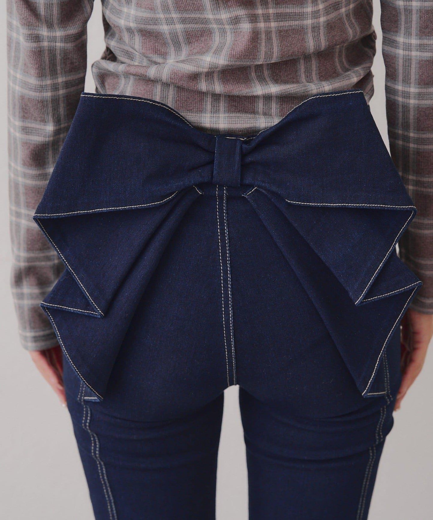 【背面也很可愛】蝴蝶結牛仔喇叭褲