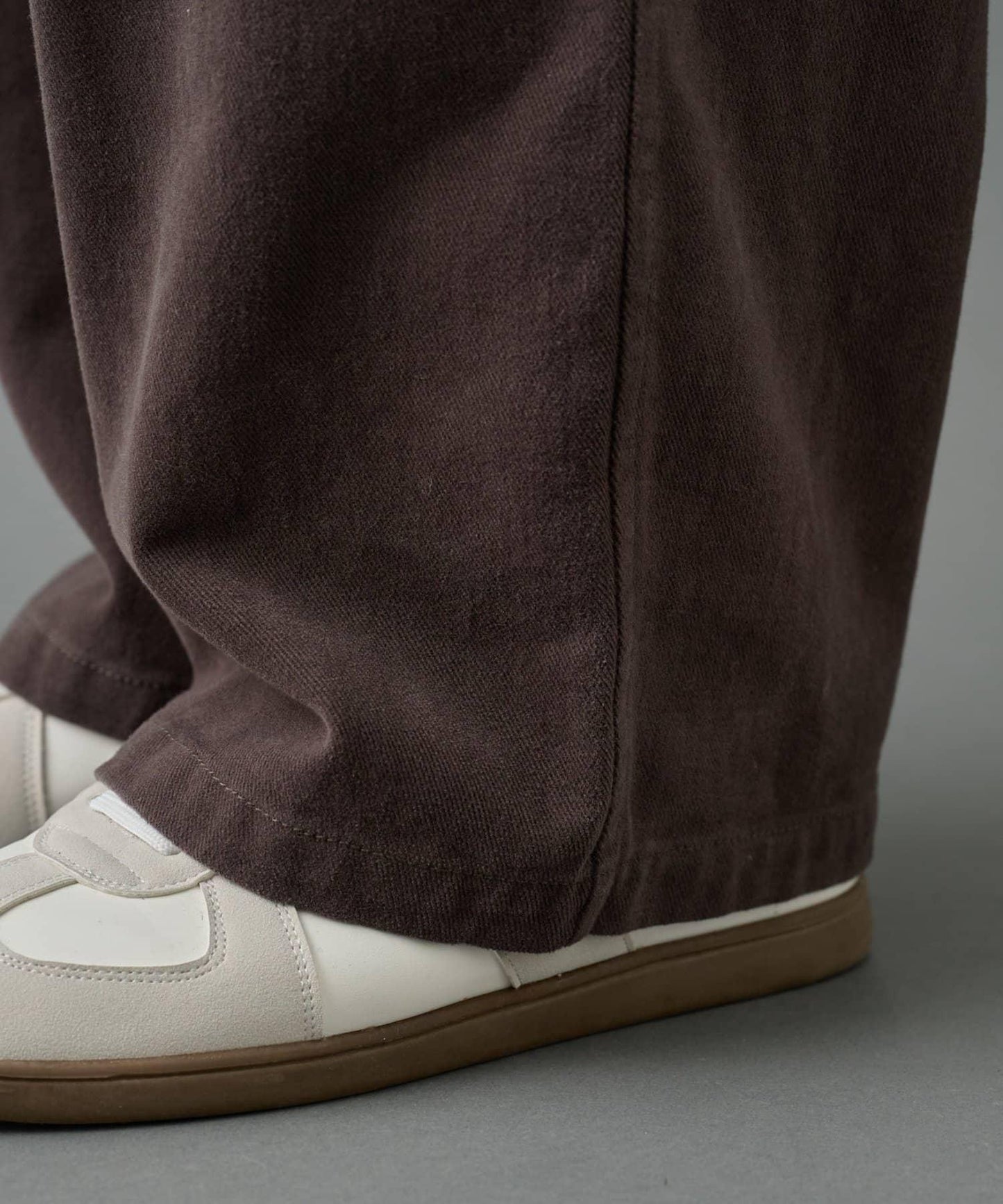 【AW/可成套搭配】生物酶處理磨毛斜紋長褲