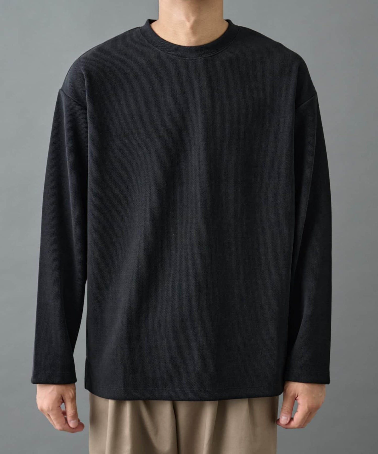 【AW】剪裁絨面套頭衫