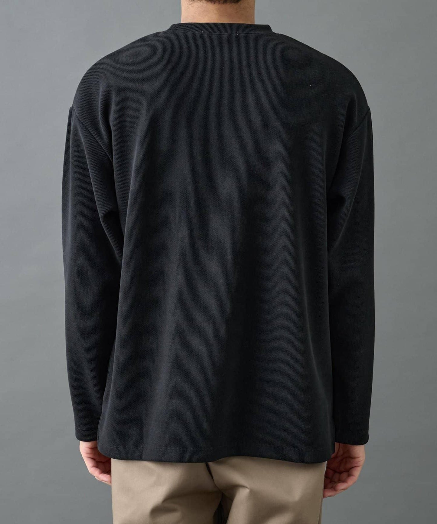 【AW】剪裁絨面套頭衫