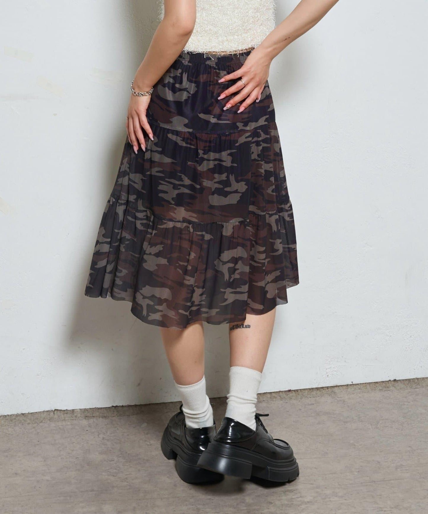 【WHO'S WHO gallery】網眼中長裙