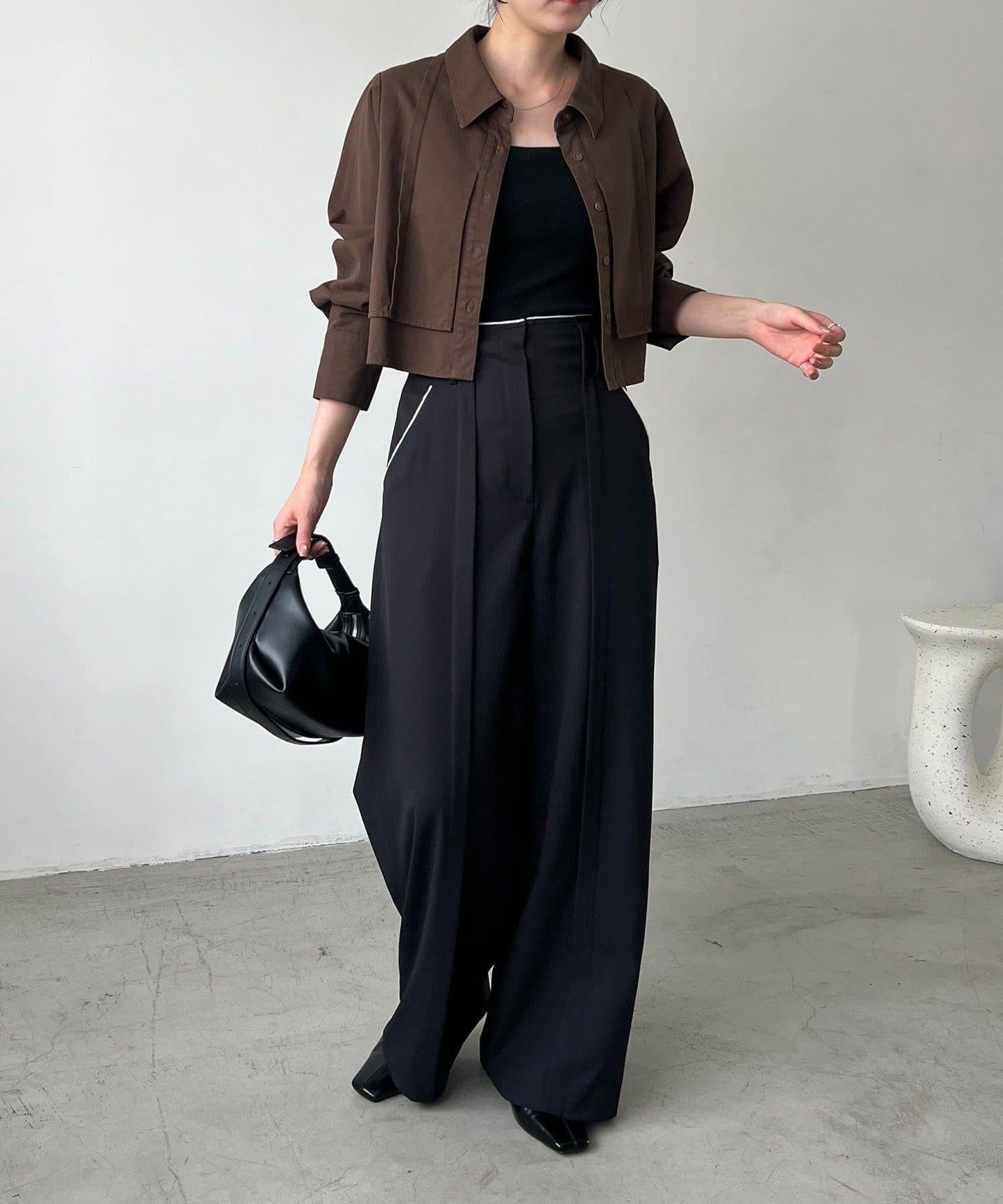 〈C.L〉剪裁高腰長褲