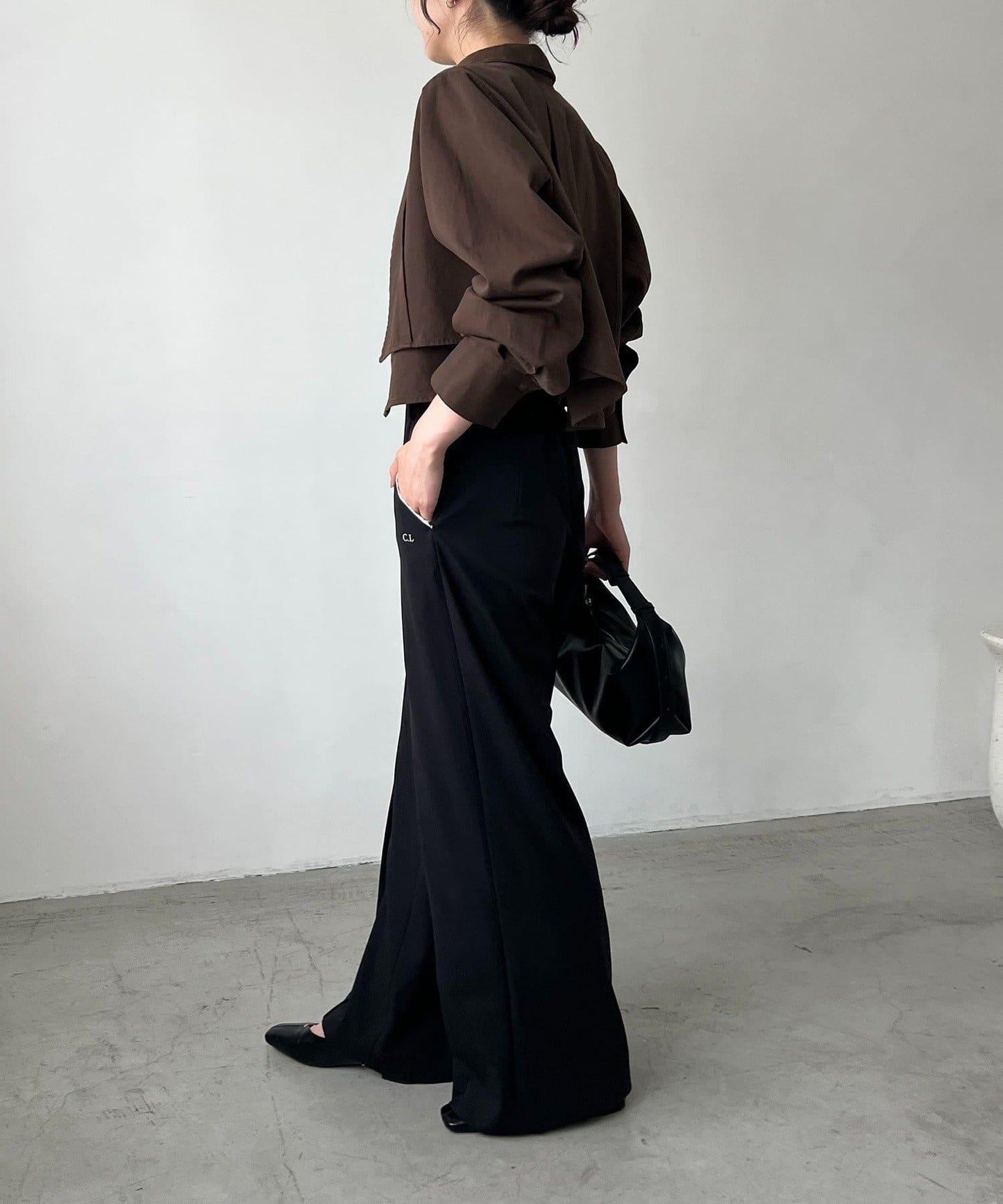 〈C.L〉剪裁高腰長褲