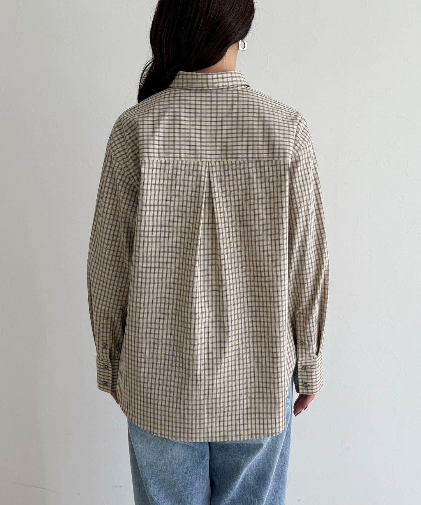 格紋刺繡襯衫