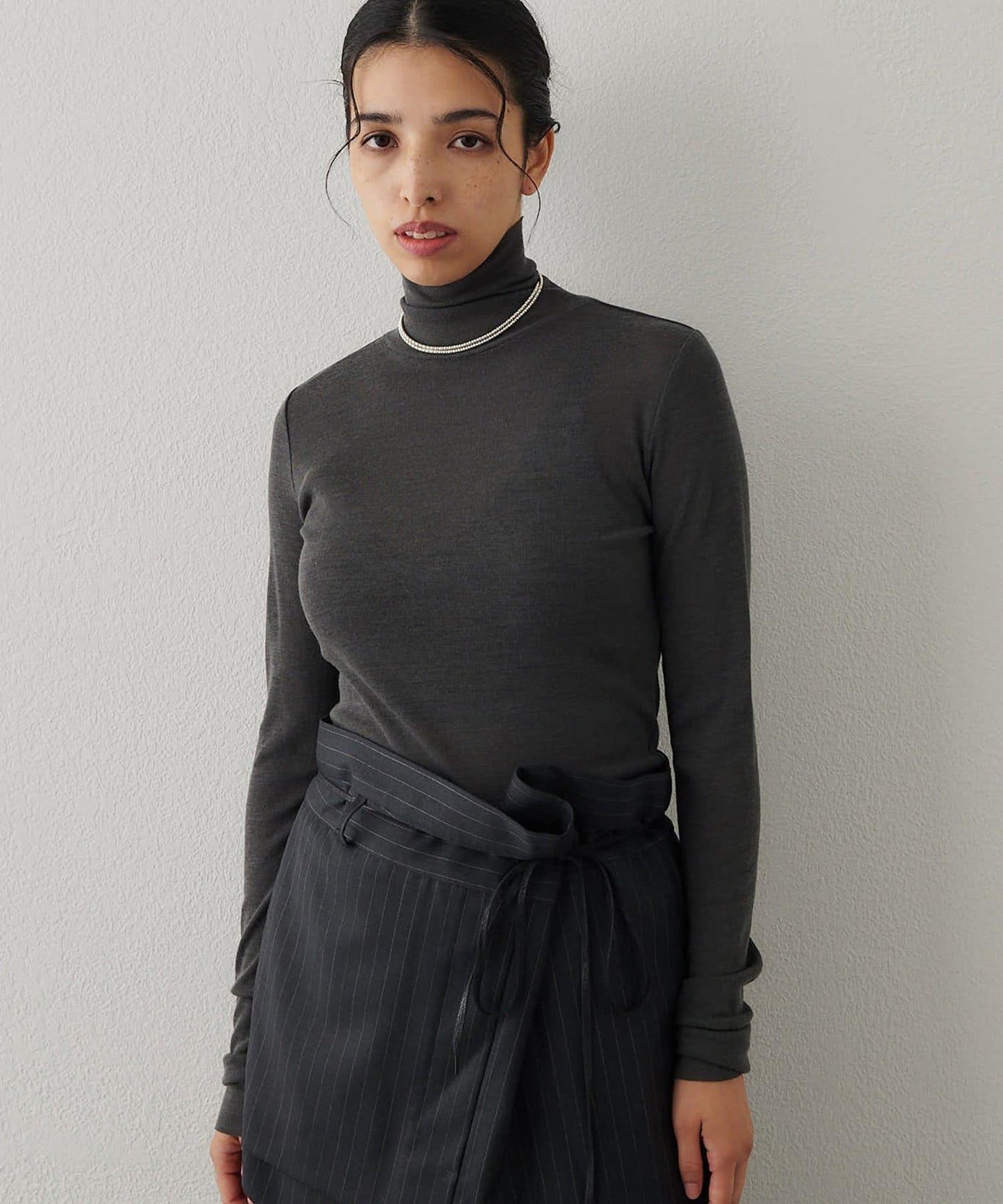 羊毛混紡高領套頭衫