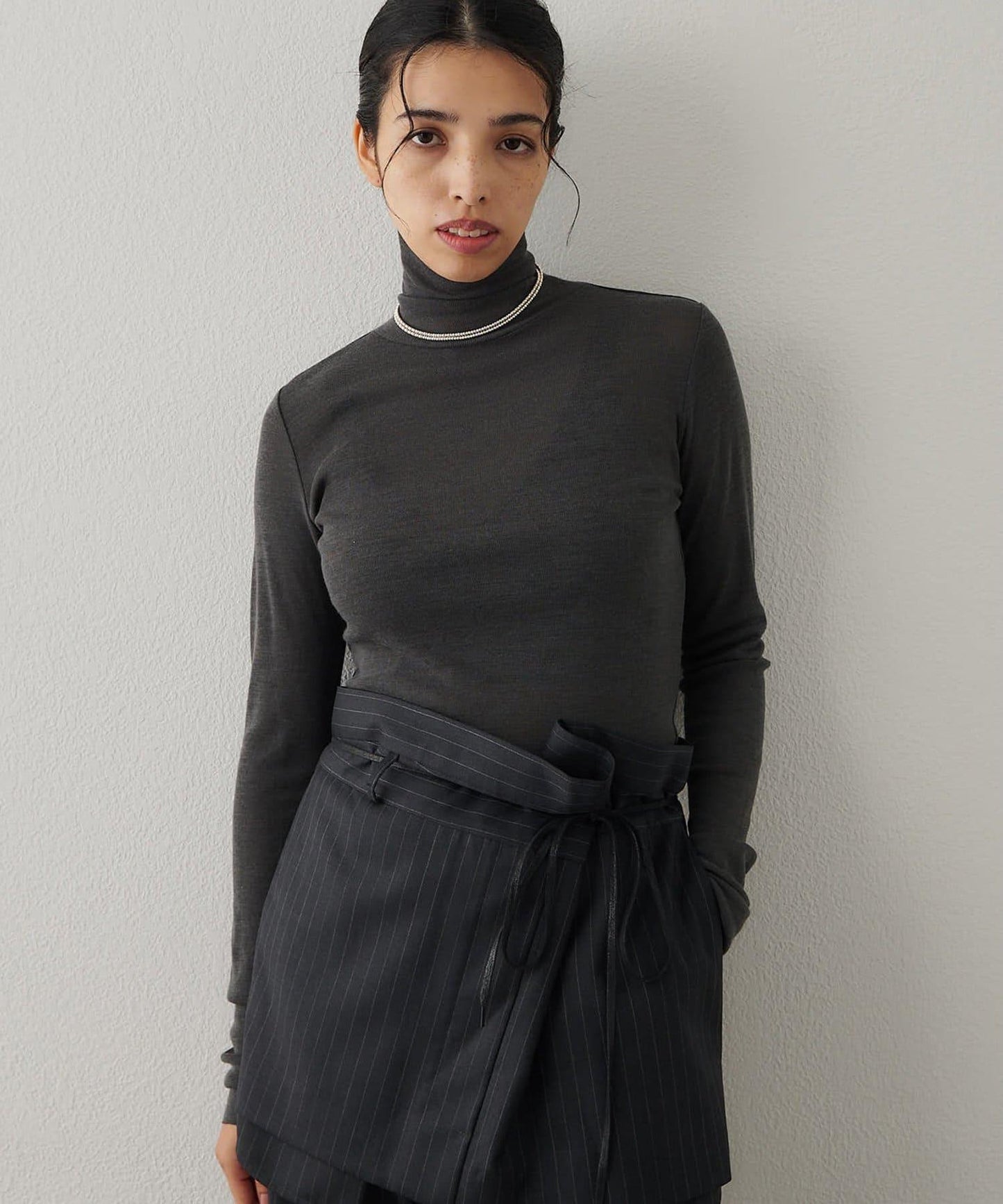 羊毛混紡高領套頭衫