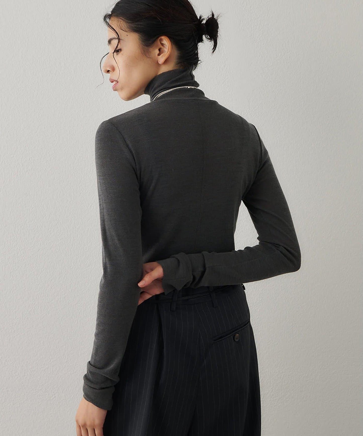 羊毛混紡高領套頭衫