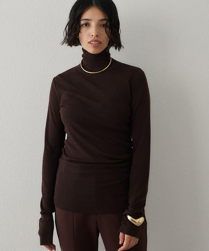 羊毛混紡高領套頭衫