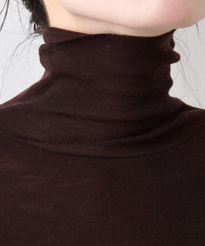 羊毛混紡高領套頭衫