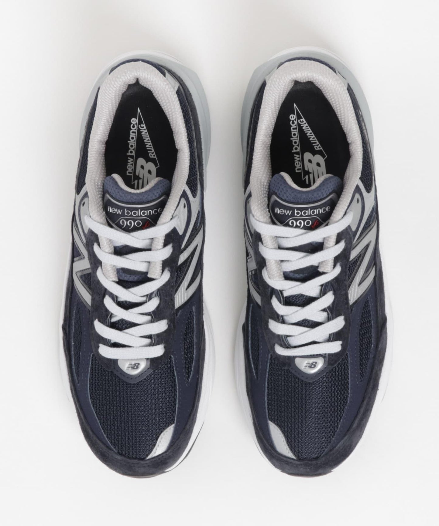 NEW BALANCE W990NV6