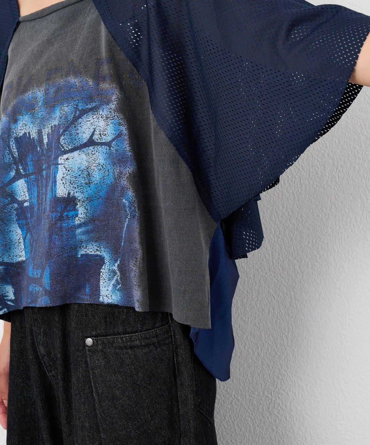 etsinta改良款網紗喇叭袖T恤