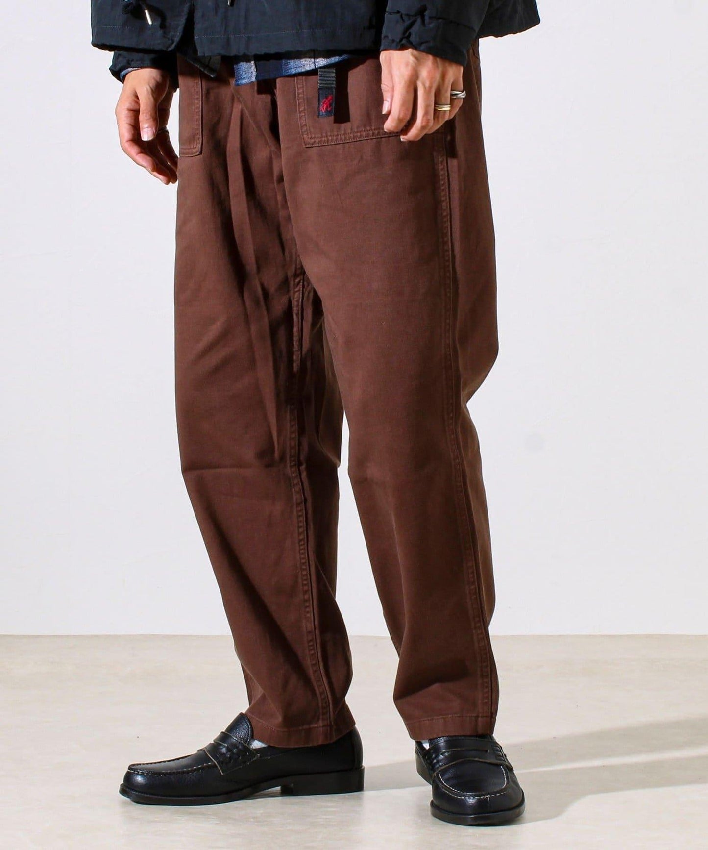 【GRAMICCI】寬鬆錐形長褲