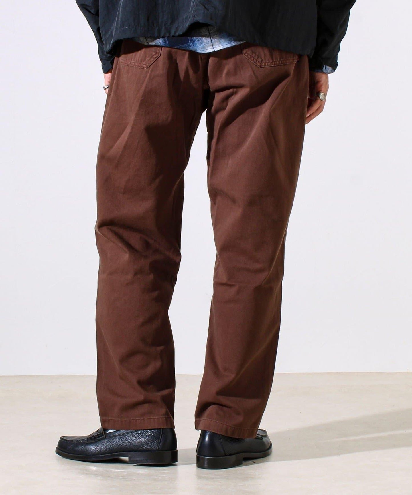 【GRAMICCI】寬鬆錐形長褲