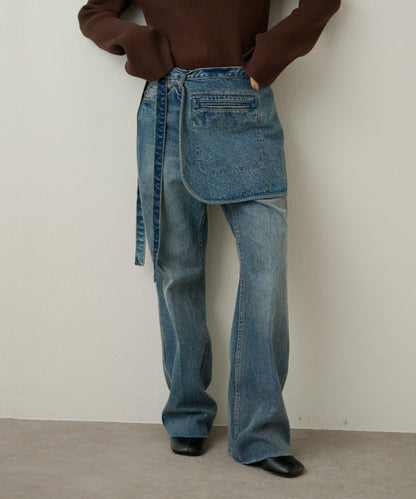 帶口袋喇叭牛仔褲