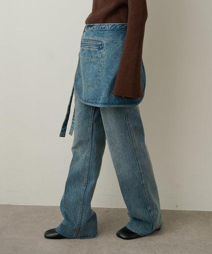 帶口袋喇叭牛仔褲