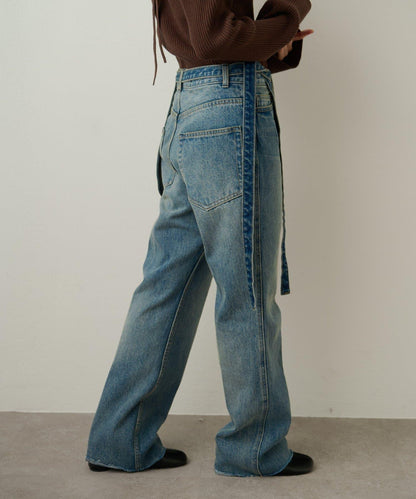 帶口袋喇叭牛仔褲