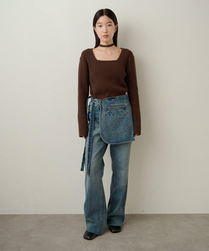 帶口袋喇叭牛仔褲