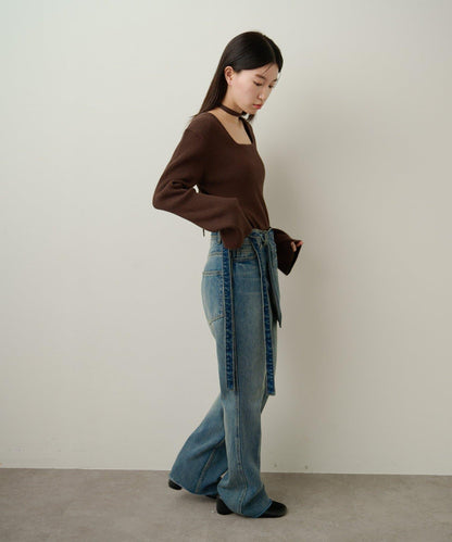 帶口袋喇叭牛仔褲