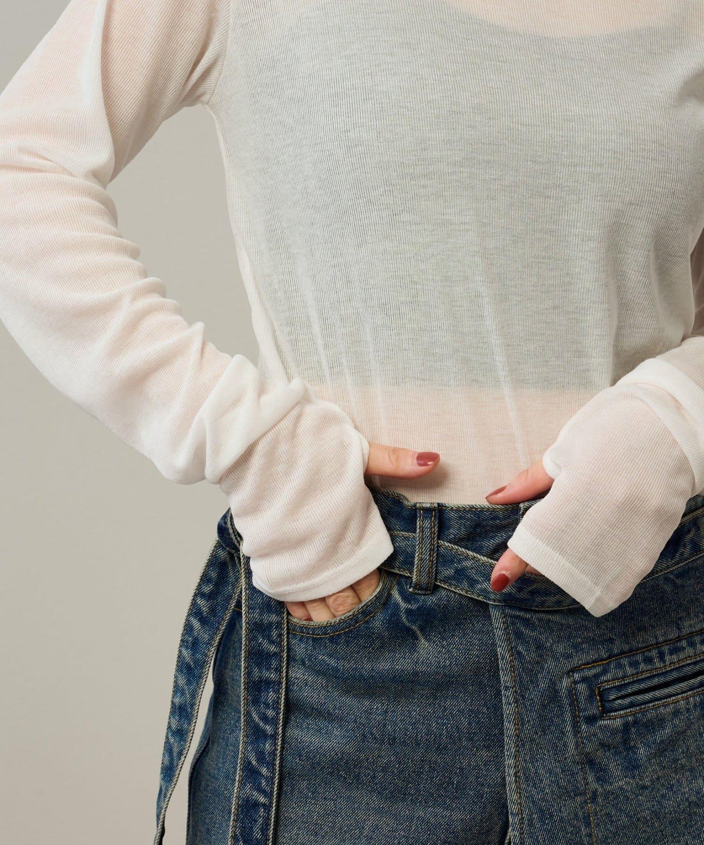 帶口袋喇叭牛仔褲