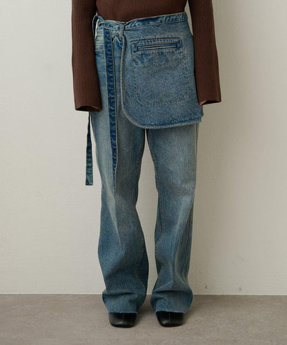 帶口袋喇叭牛仔褲