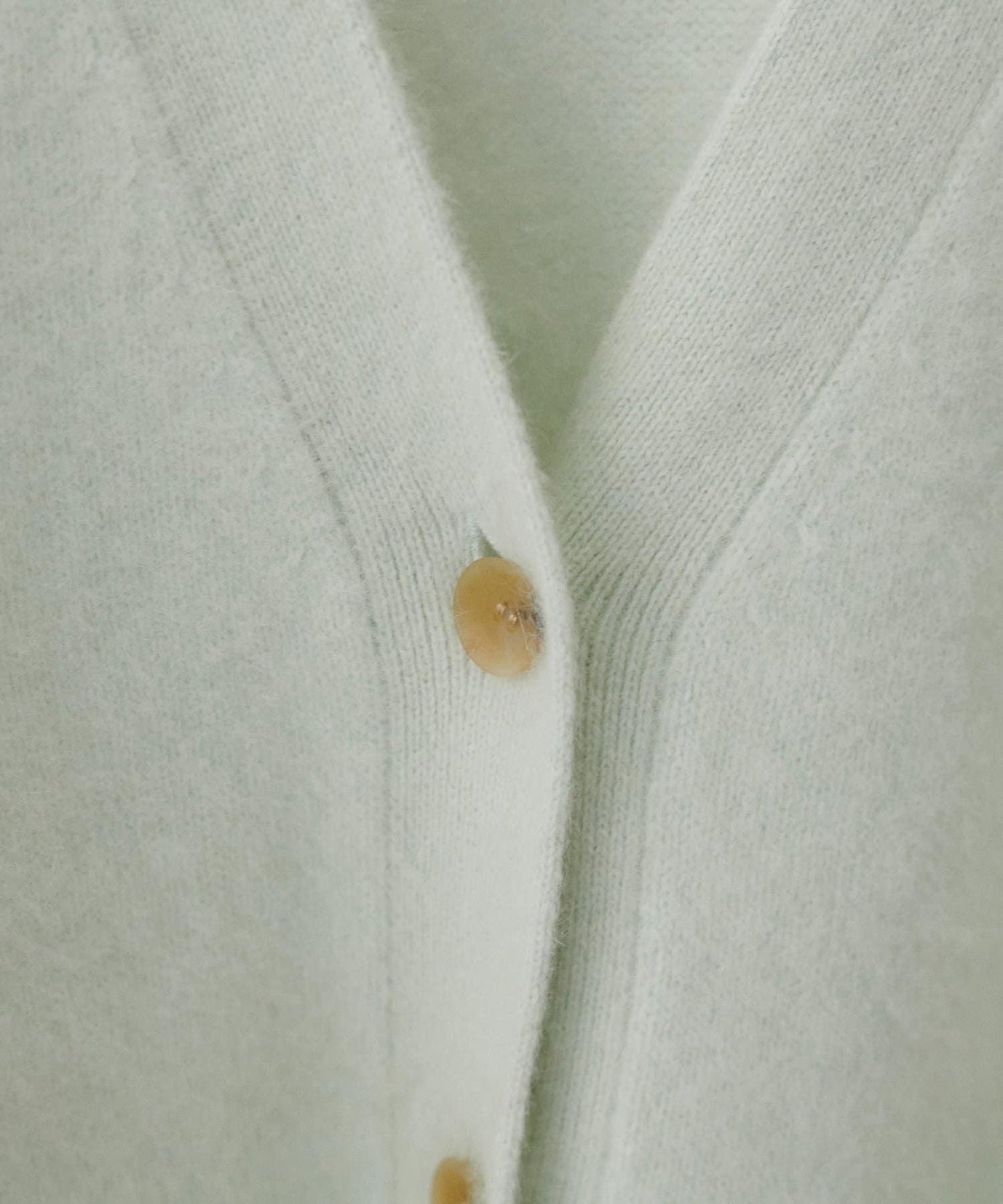 蓬鬆開衫