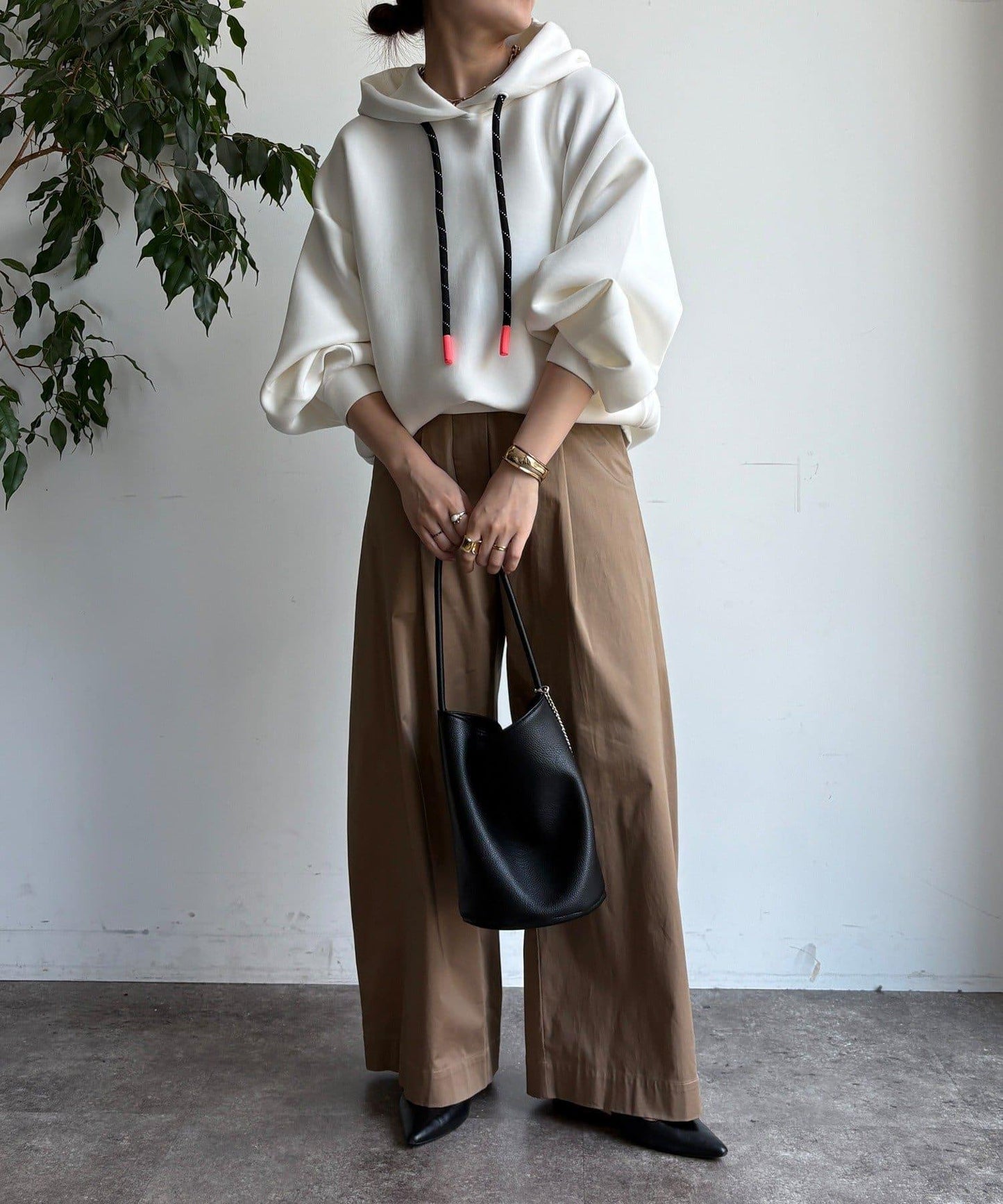 背面標誌連帽衛衣