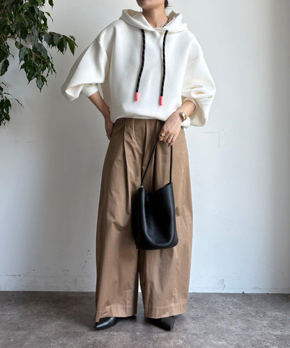 背面標誌連帽衛衣