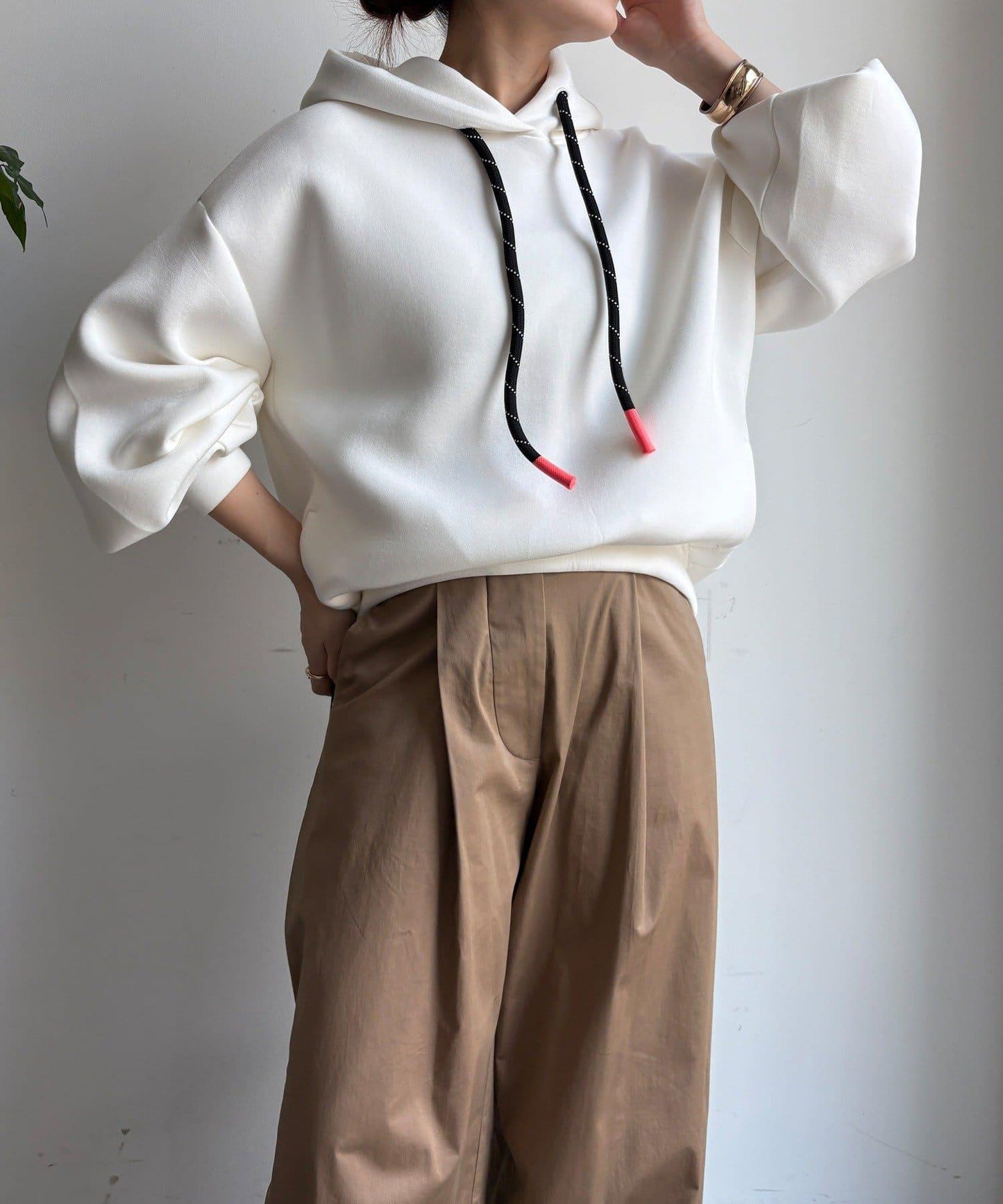 背面標誌連帽衛衣