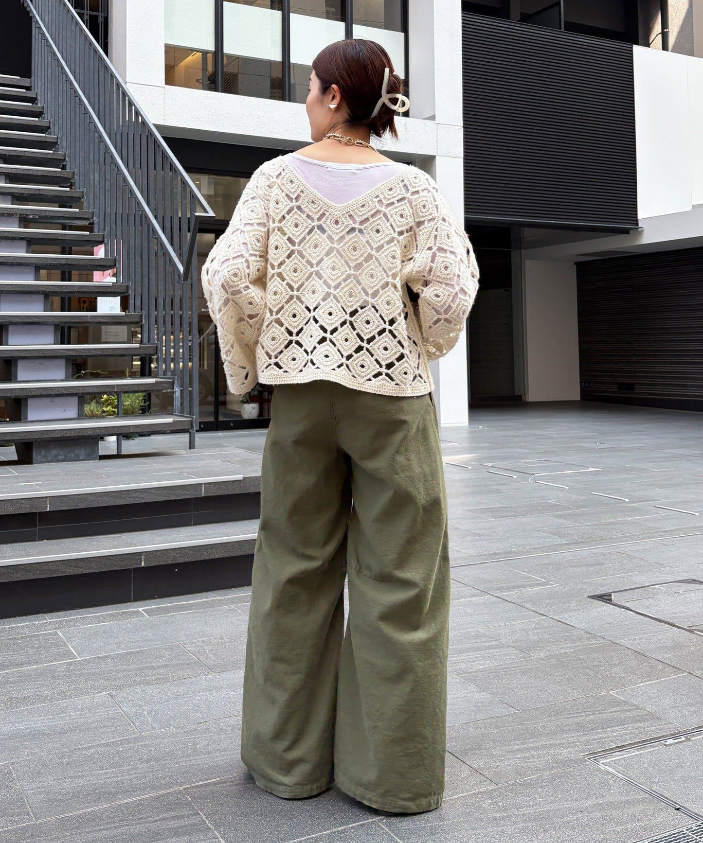 【DouDou】鉤針刺繡套頭衫