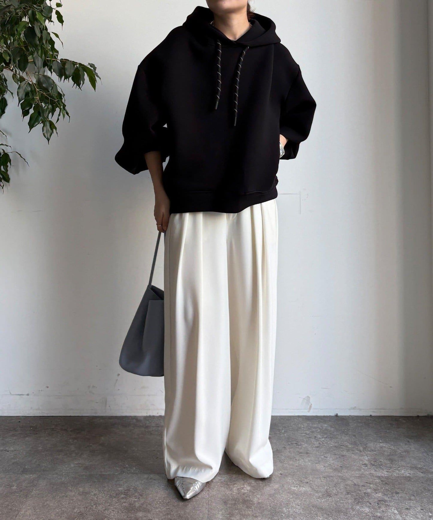 背面標誌連帽衛衣