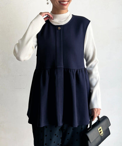 荷葉邊背心×針織套頭衫