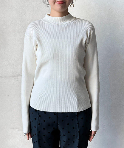 荷葉邊背心×針織套頭衫