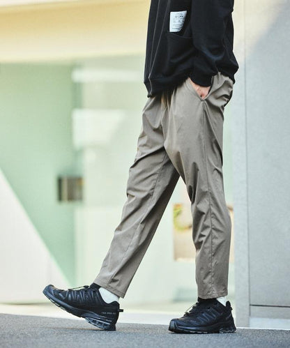 全氣候運動服 錐形剪裁 可收納 休閒褲