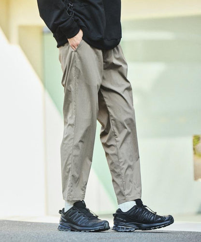 全氣候運動服 錐形剪裁 可收納 休閒褲