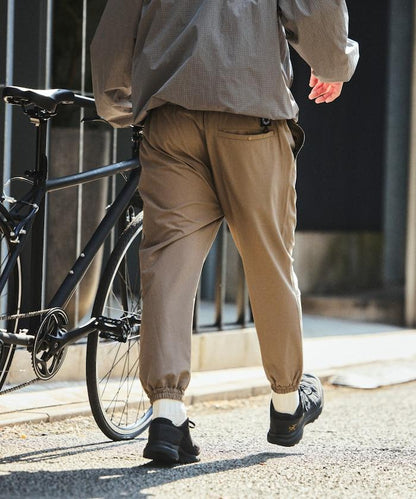 全氣候運動服 可收納輕便休閒束腳褲