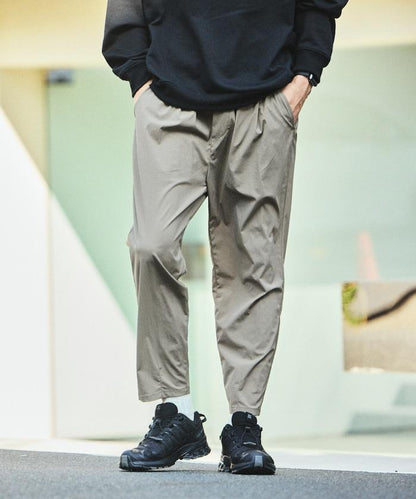 全氣候運動服 錐形剪裁 可收納 休閒褲