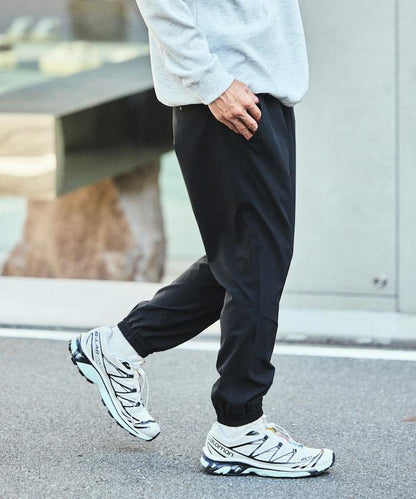 全氣候運動服 可收納輕便休閒束腳褲