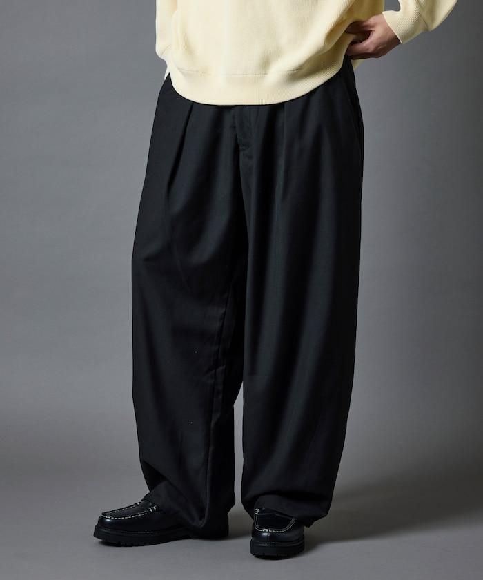 寬鬆版型桶形西裝褲