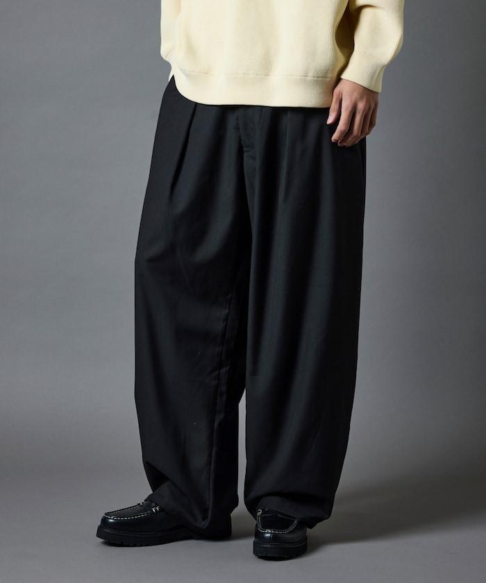 寬鬆版型桶形西裝褲