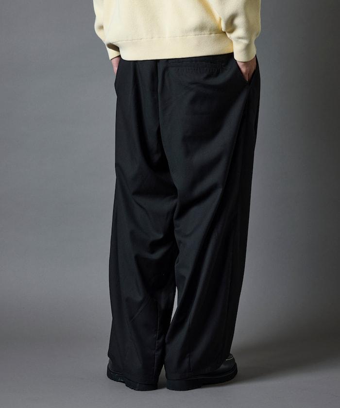 寬鬆版型桶形西裝褲