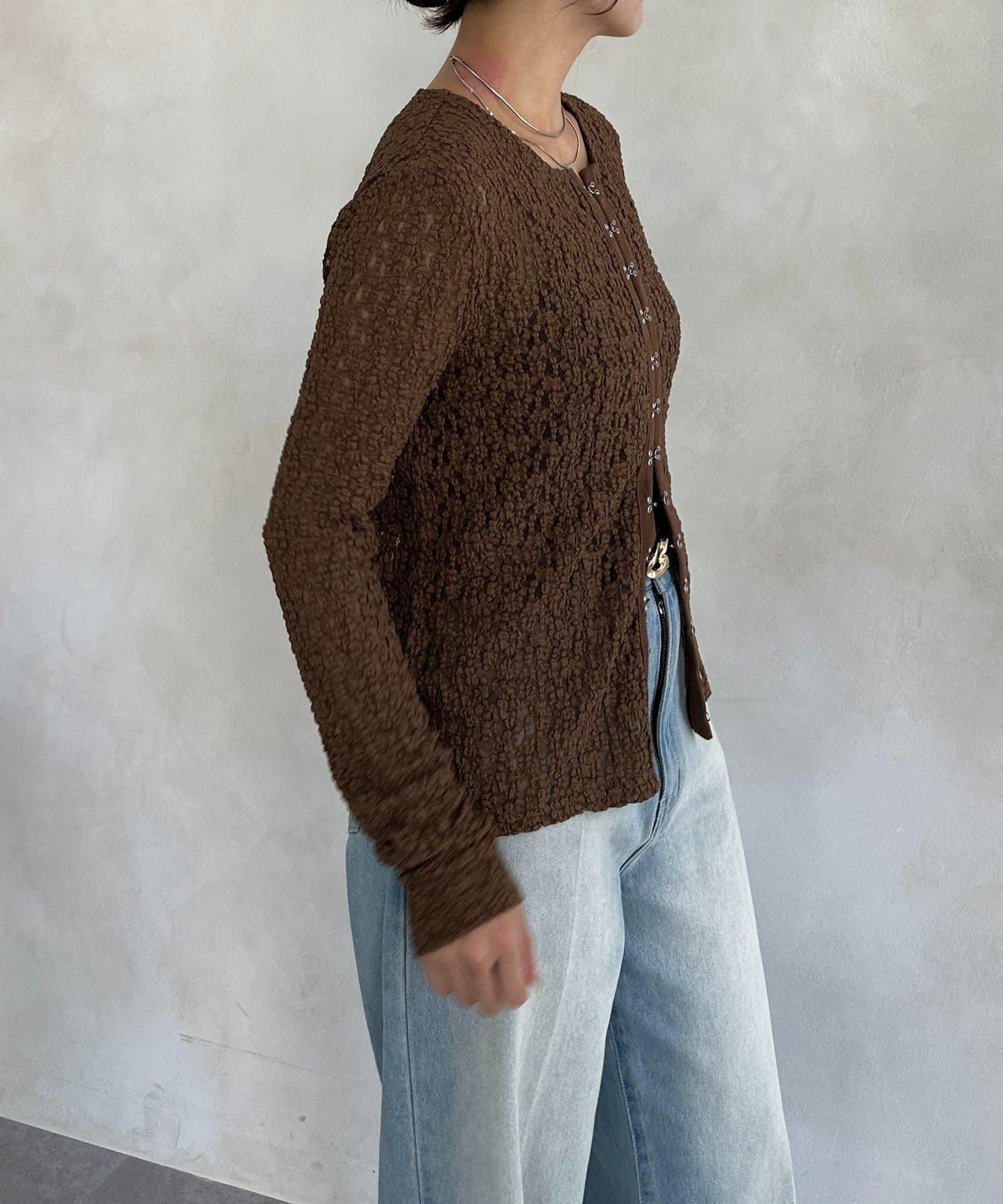 前扣蕾絲套頭衫