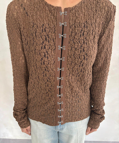 前扣蕾絲套頭衫