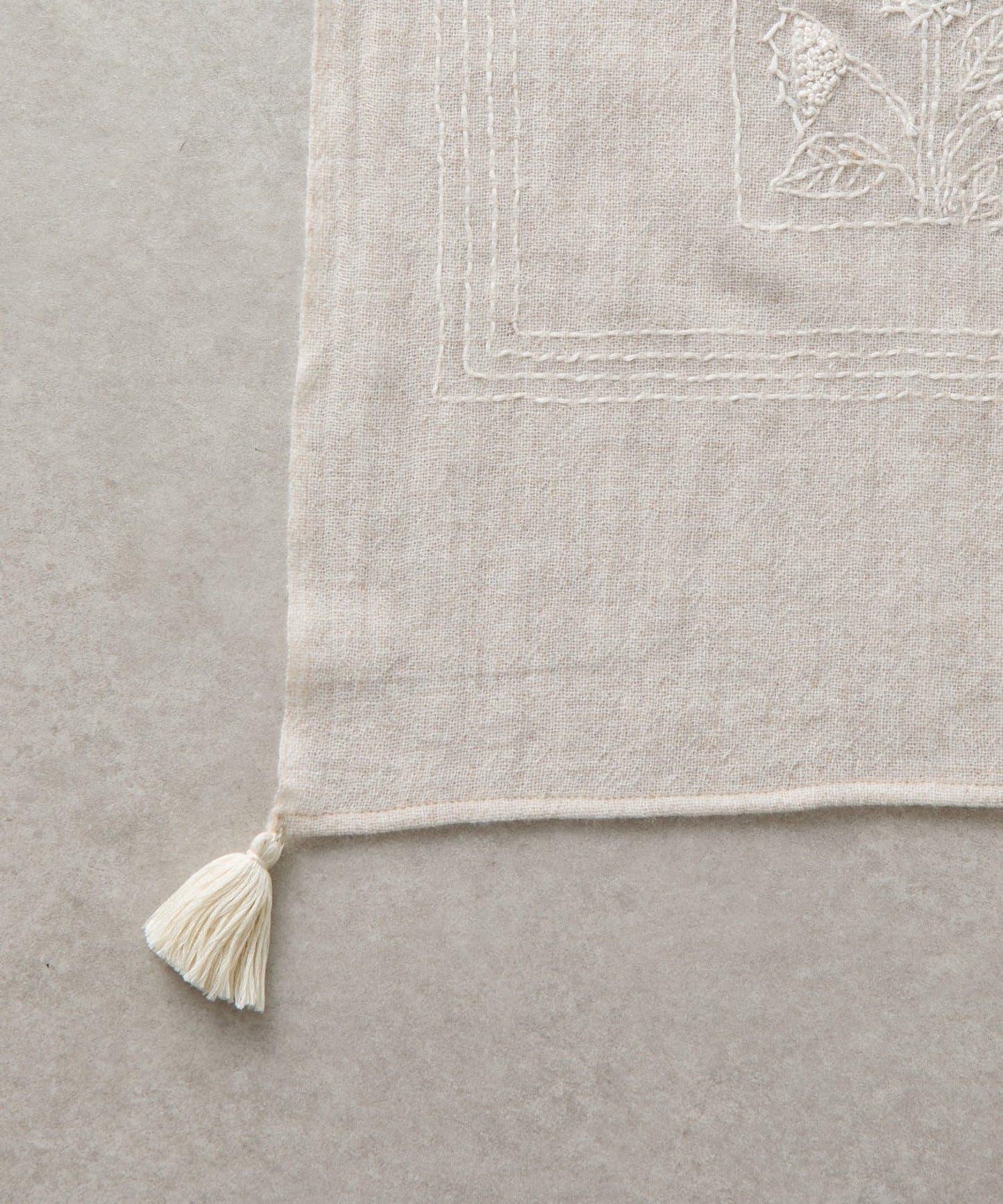 《CITRUS》刺繡流蘇圍巾